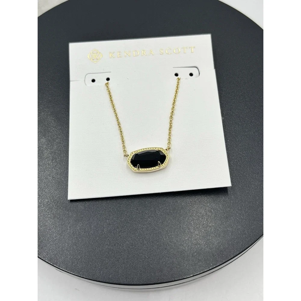 Kendra Scott Elisa Oval Pendant Necklace in Black‎ Opaque Glass and Gold Plated